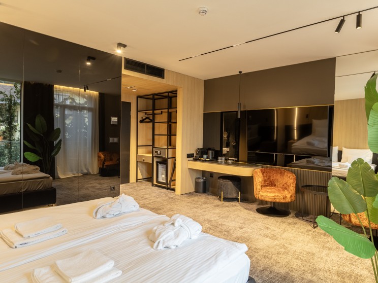 Deluxe Suite erkéllyel