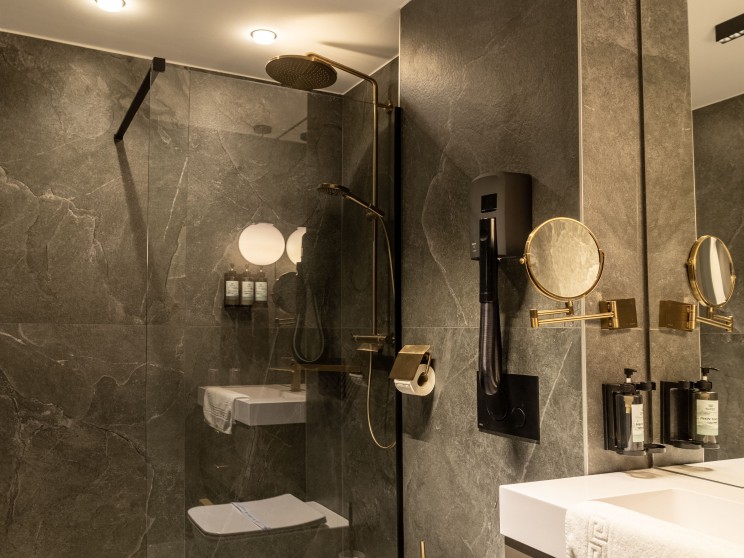 Deluxe Suite erkéllyel